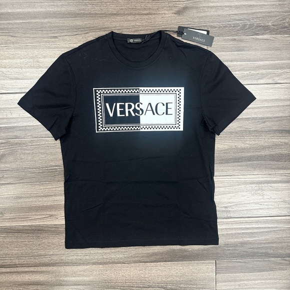 NWT Authentic Versace Men's Black & White Embroidered Logo Shirt - Size L - Picture 2 of 12